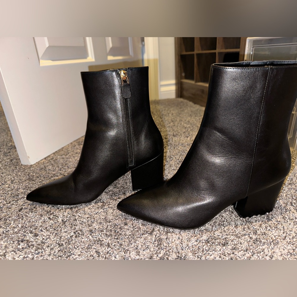 Stuart Weitzman